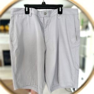 Nike Golf Mens Performance Shorts Light Tan/Grey Flate Front Standard Dry-Fit 36